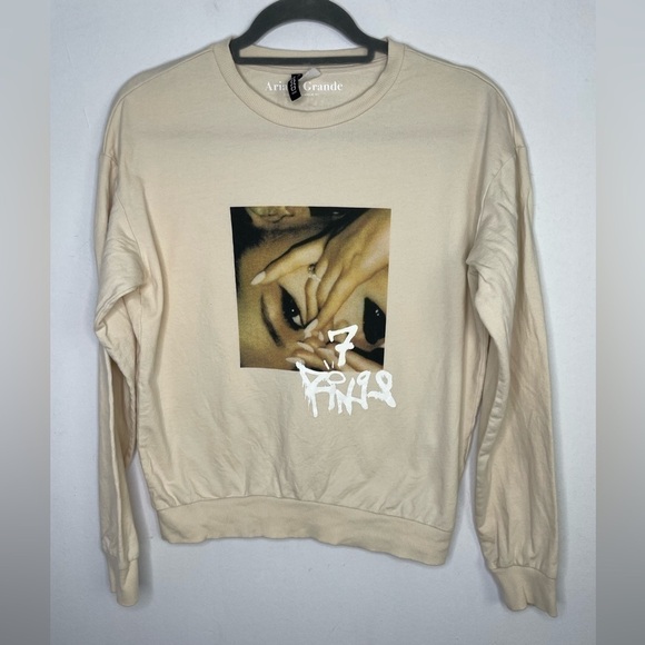 ARIANA Grande cream graphic crewneck sweatshirt - Picture 1 of 7